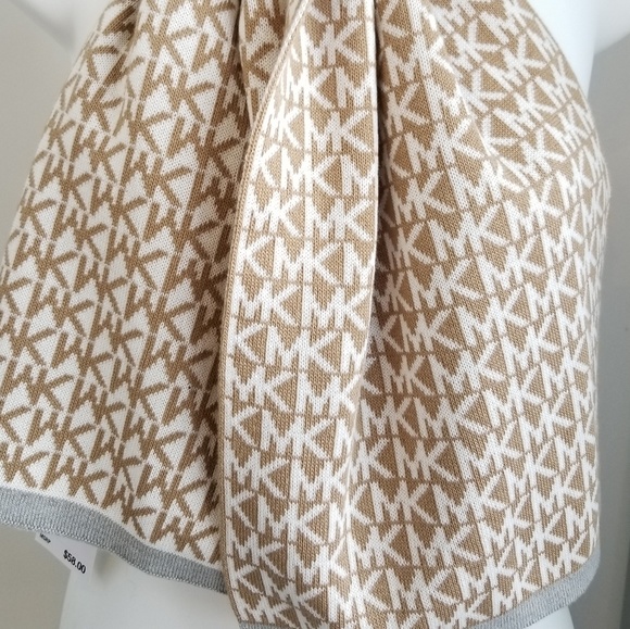 Michael Kors Carmel/White  Knit Scarf - Picture 4 of 4